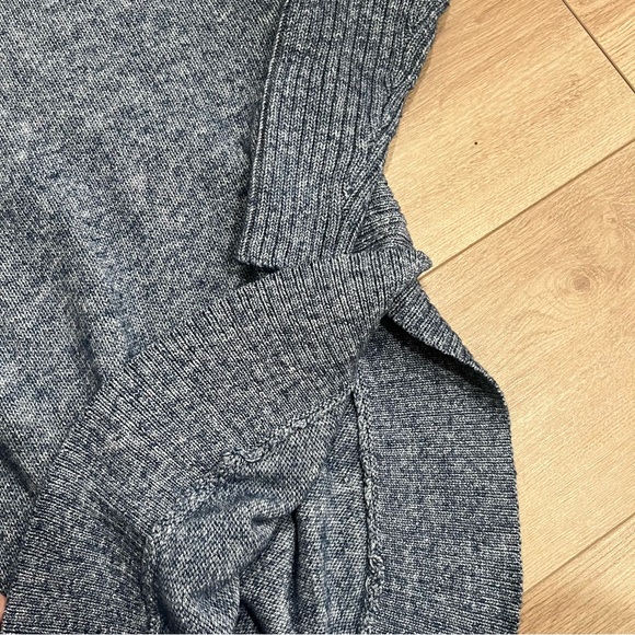 Sundance Valeria Blue Heathered Side Slit Slouchy Dolman Sweater Size M - Picture 6 of 6